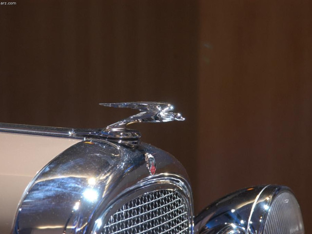 Oldsmobile F-32 фото