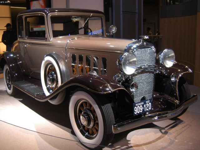 Oldsmobile F-32 фото