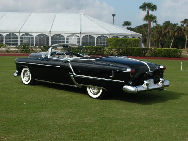 Oldsmobile Fiesta фото