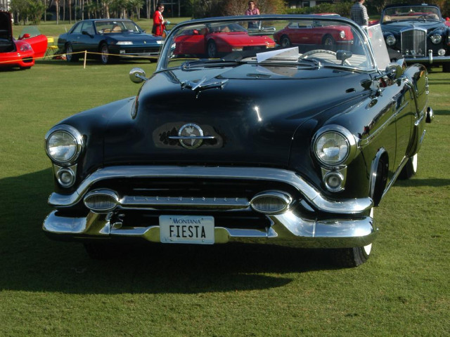 Oldsmobile Fiesta фото