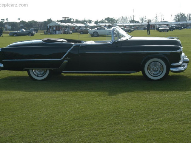 Oldsmobile Fiesta фото