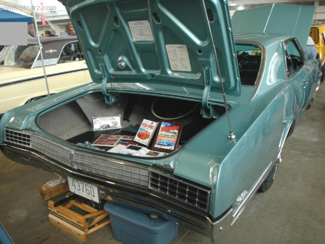 Oldsmobile Starfire фото