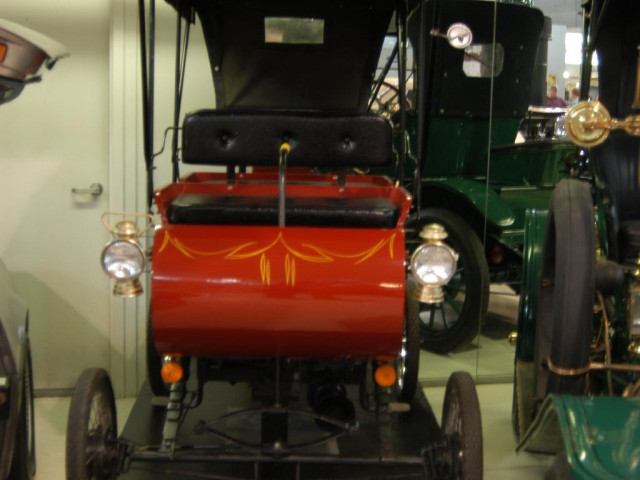 Oldsmobile Surrey фото