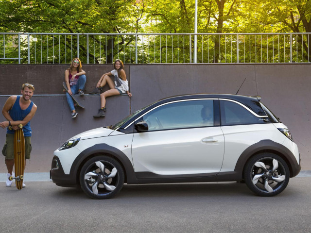 Opel Adam Rocks фото