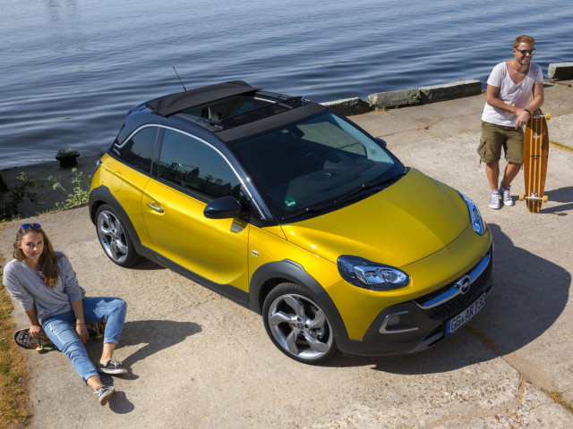 Opel Adam Rocks фото