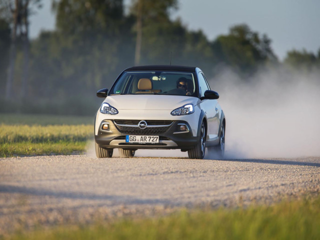 Opel Adam Rocks фото