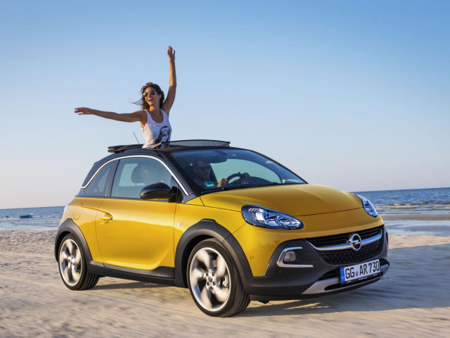 Opel Adam Rocks фото