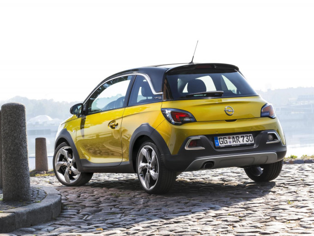 Opel Adam Rocks фото