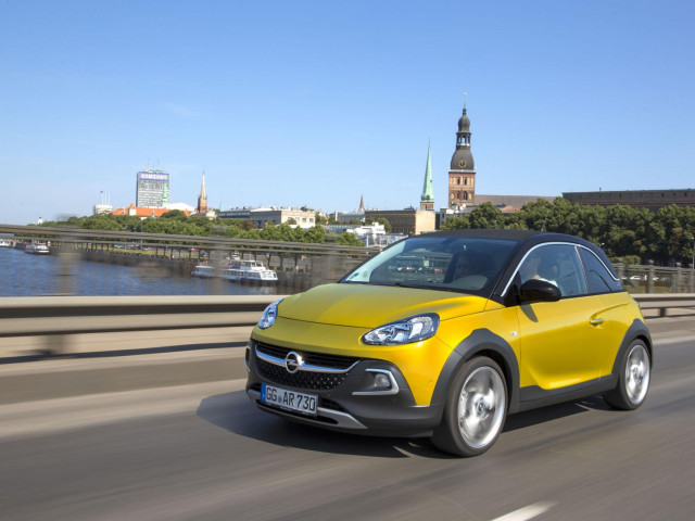 Opel Adam Rocks фото