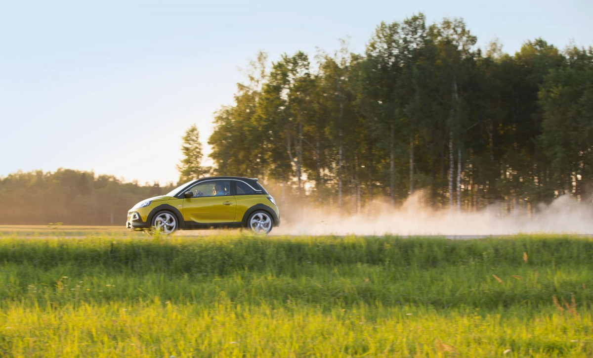 Opel Adam Rocks фото 133462