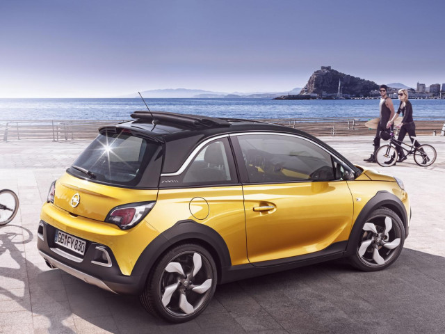 Opel Adam Rocks фото