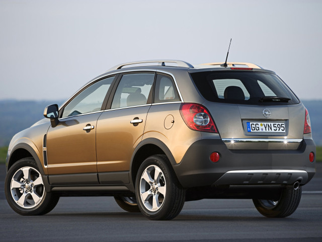 Opel Antara фото