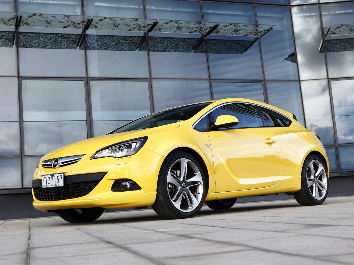 Opel Astra GTC фото 100158