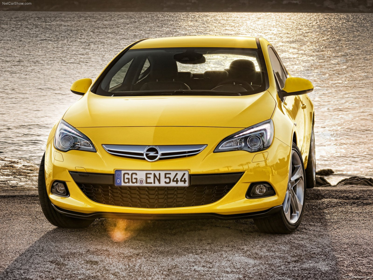 Opel Astra GTC фото 84312