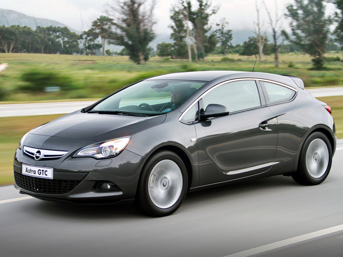 Opel Astra GTC фото 93715