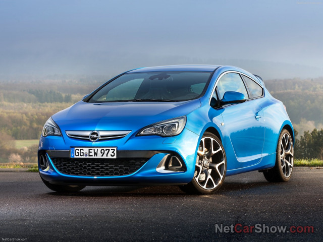 Opel Astra OPC фото