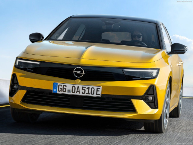 Opel Astra фото