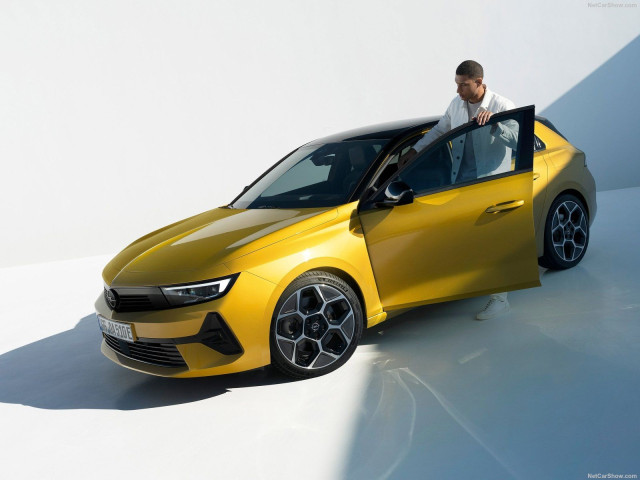 Opel Astra фото
