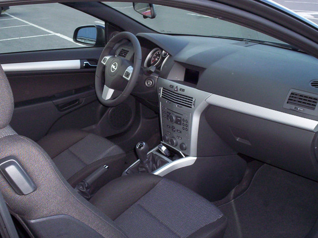 Opel Astra фото
