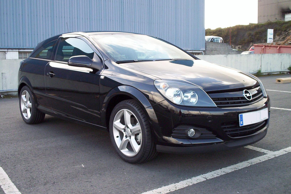 Opel Astra фото #21999 Opel Astra фото 21999