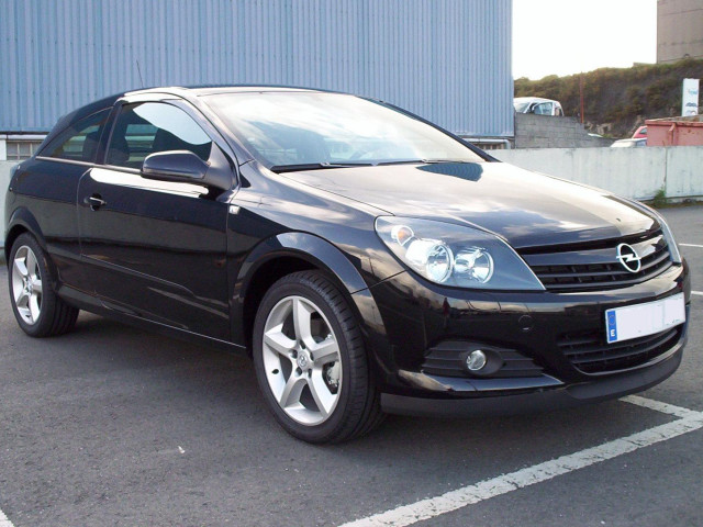 Opel Astra фото