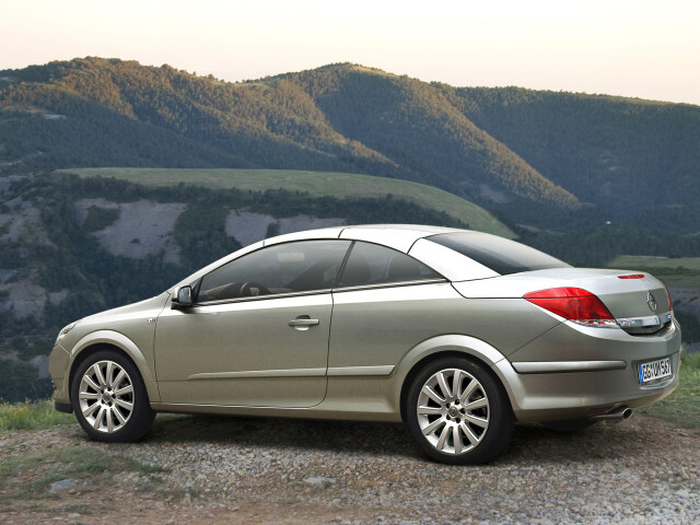Opel Astra III (H) фото 25600
