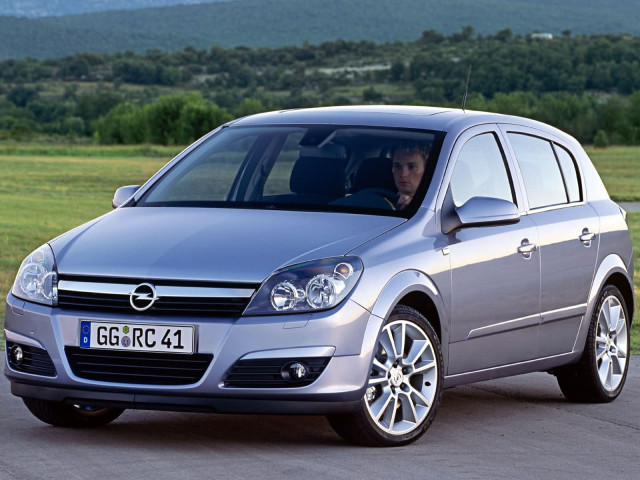 Opel Astra фото