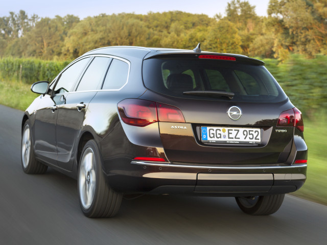 Opel Astra фото