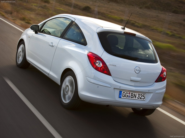 Opel Corsa фото