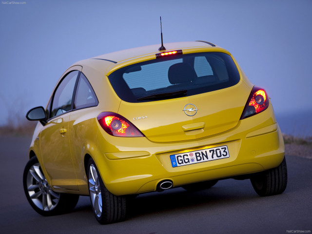 Opel Corsa фото