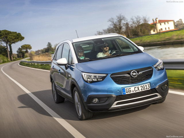 Opel Crossland X фото