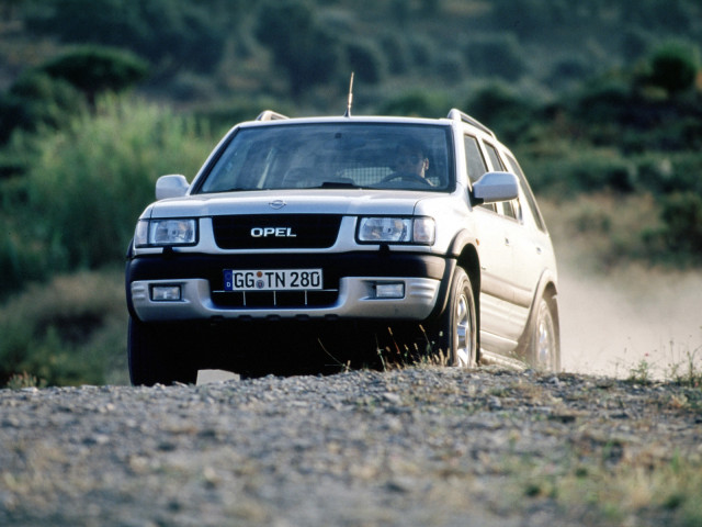 Opel Frontera фото