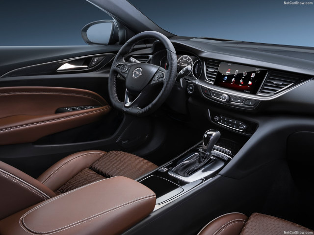 Opel Insignia Grand Sport фото