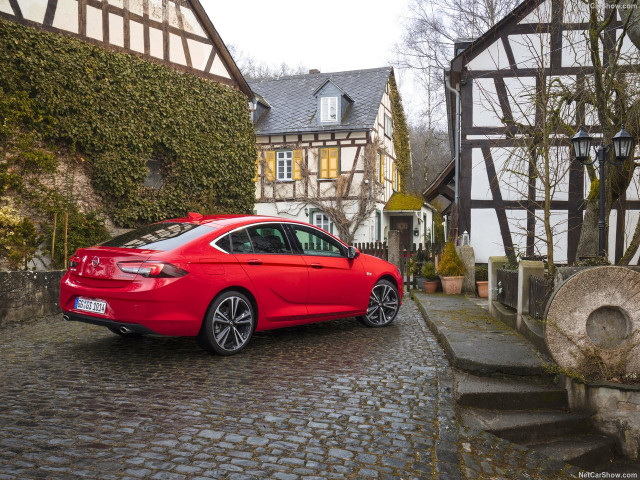 Opel Insignia Grand Sport фото