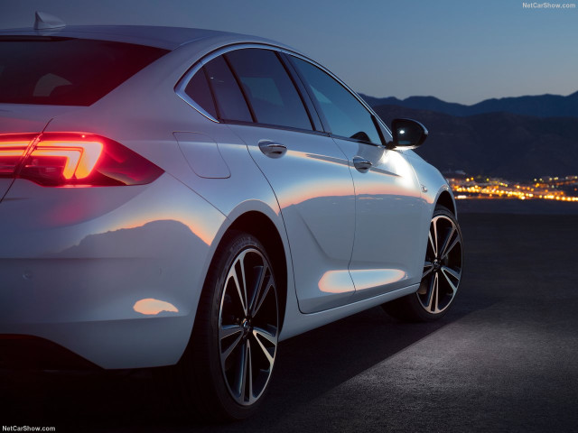 Opel Insignia Grand Sport фото