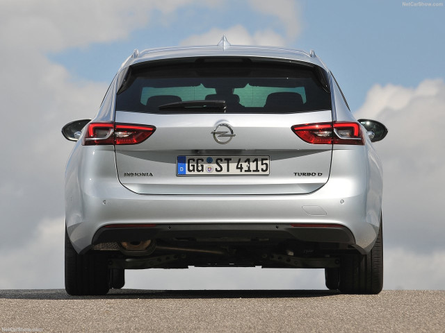 Opel Insignia Sports Tourer фото