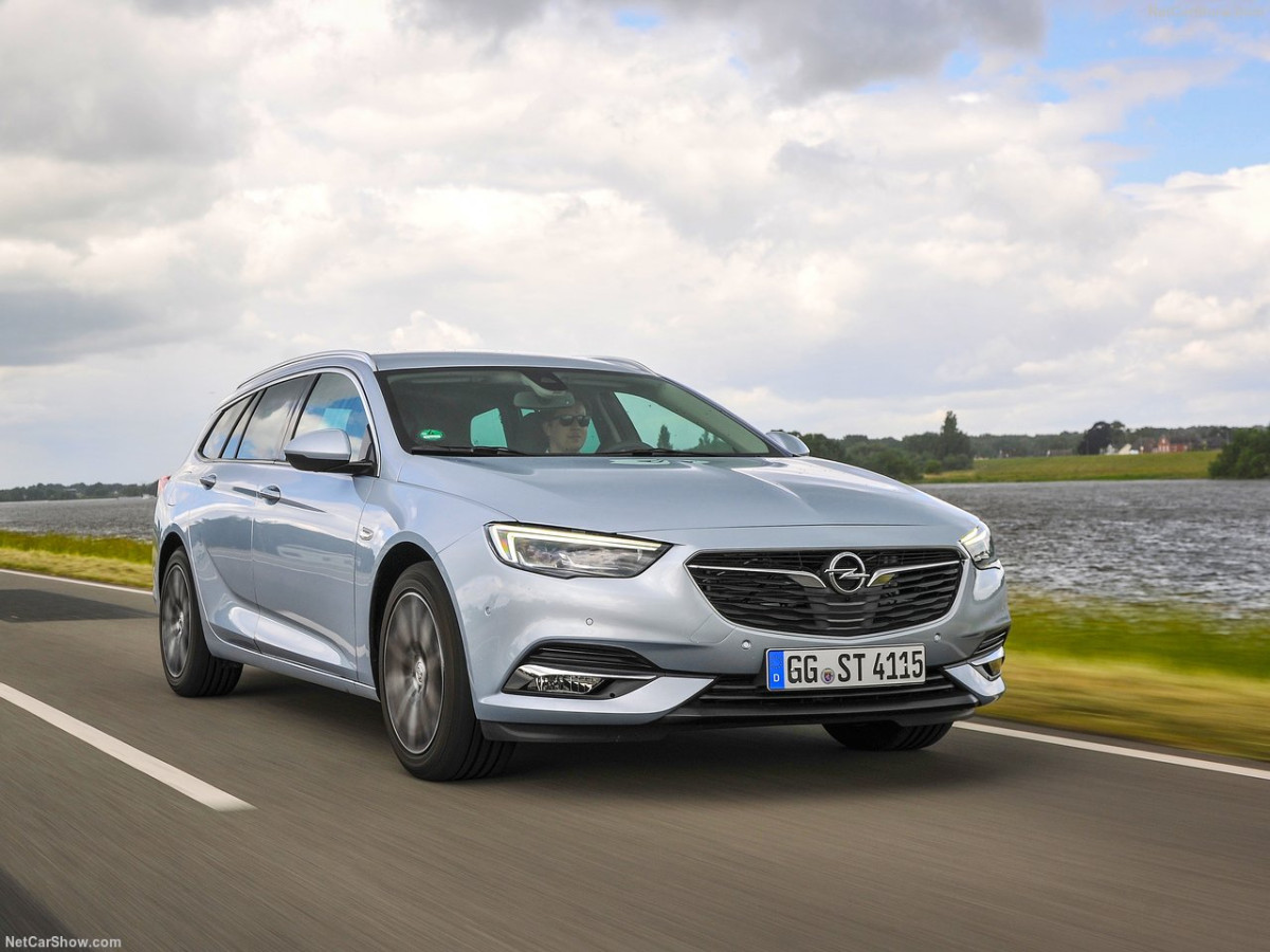 Opel Insignia Sports Tourer фото 185012