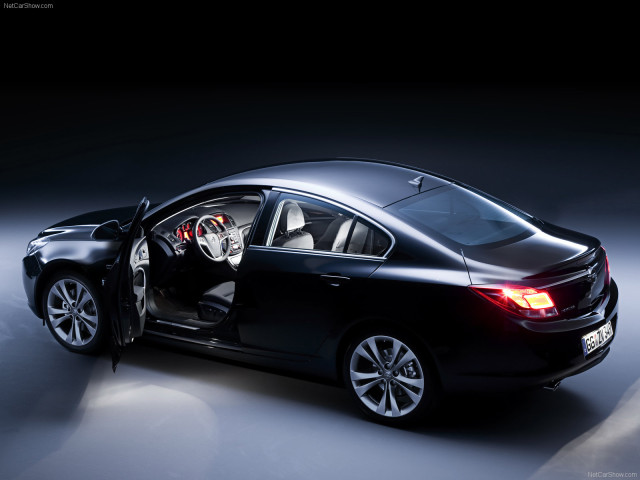 Opel Insignia фото