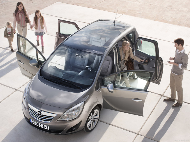 Opel Meriva фото