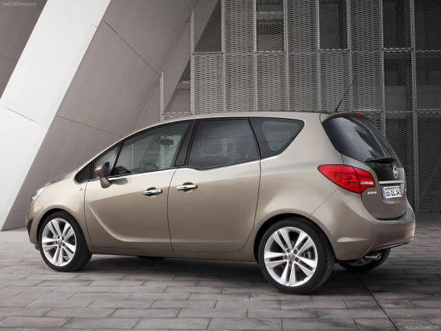 Opel Meriva фото