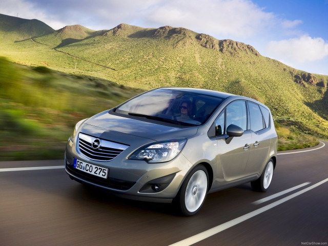 Opel Meriva фото