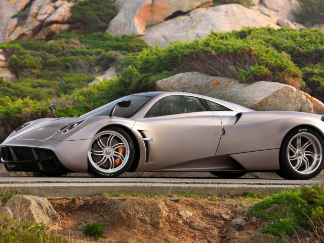 Pagani Huayra фото