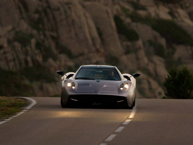 Pagani Huayra фото