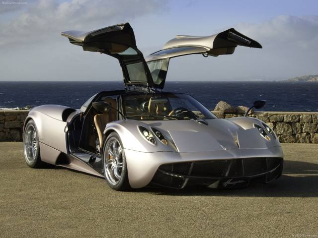 Pagani Huayra фото