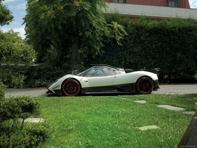 Pagani Zonda Cinque фото