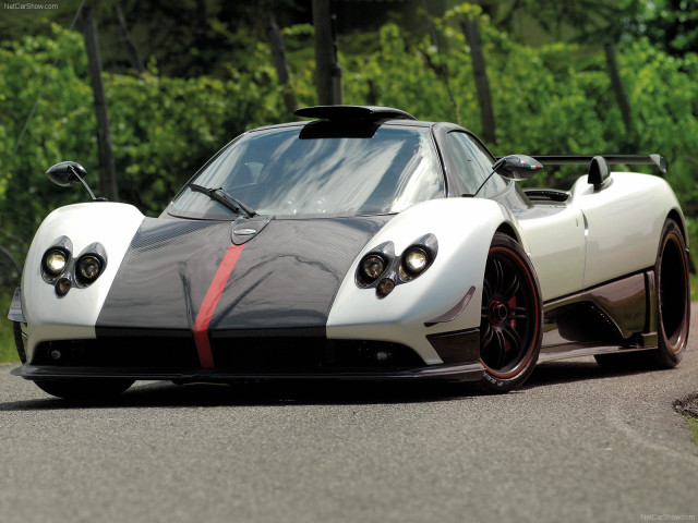 Pagani Zonda Cinque фото