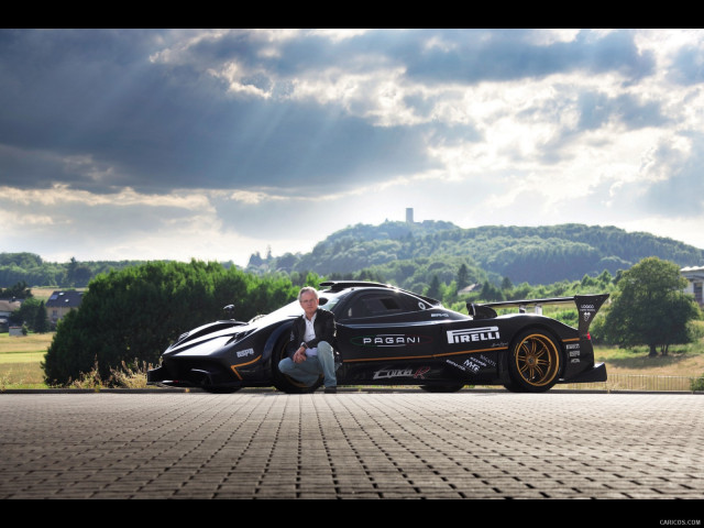 Pagani Zonda R фото