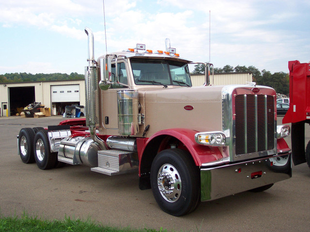 Peterbilt 389 фото