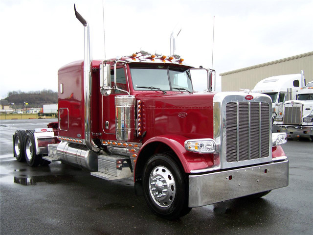 Peterbilt 389 фото