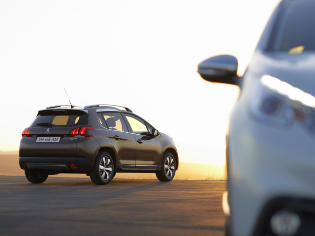 Peugeot 2008 фото
